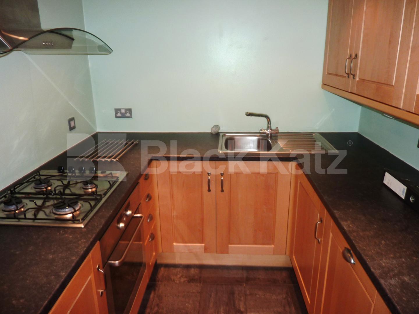 			NEW INSTRUCTION!, 1 Bedroom, 1 bath, 1 reception Flat			 Royal College Street, CAMDEN